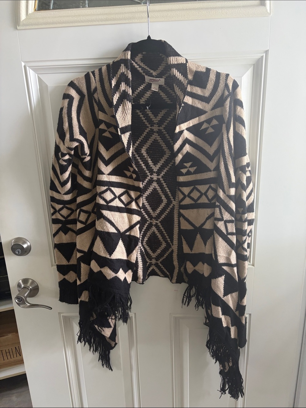 Arizona Jean Company Black & Cream Geometric Fringe Open Cardigan